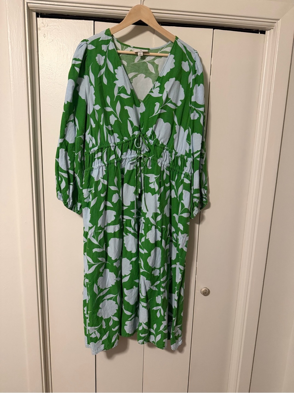 kate spade Green and Light Blue Floral V-Neck Midi Dress